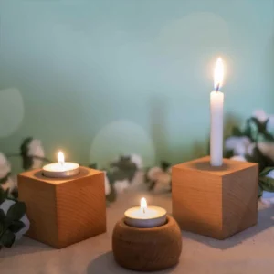 (ca. 2000 ml) Urn, handgemaakt van spalted beuken en padouk – “Vensters van Verbondenheid”