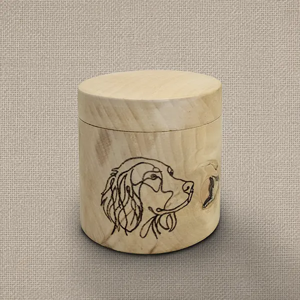 Kleine houten mini urn hond, handgedraaid en voorzien van pyrografie door Letza.life